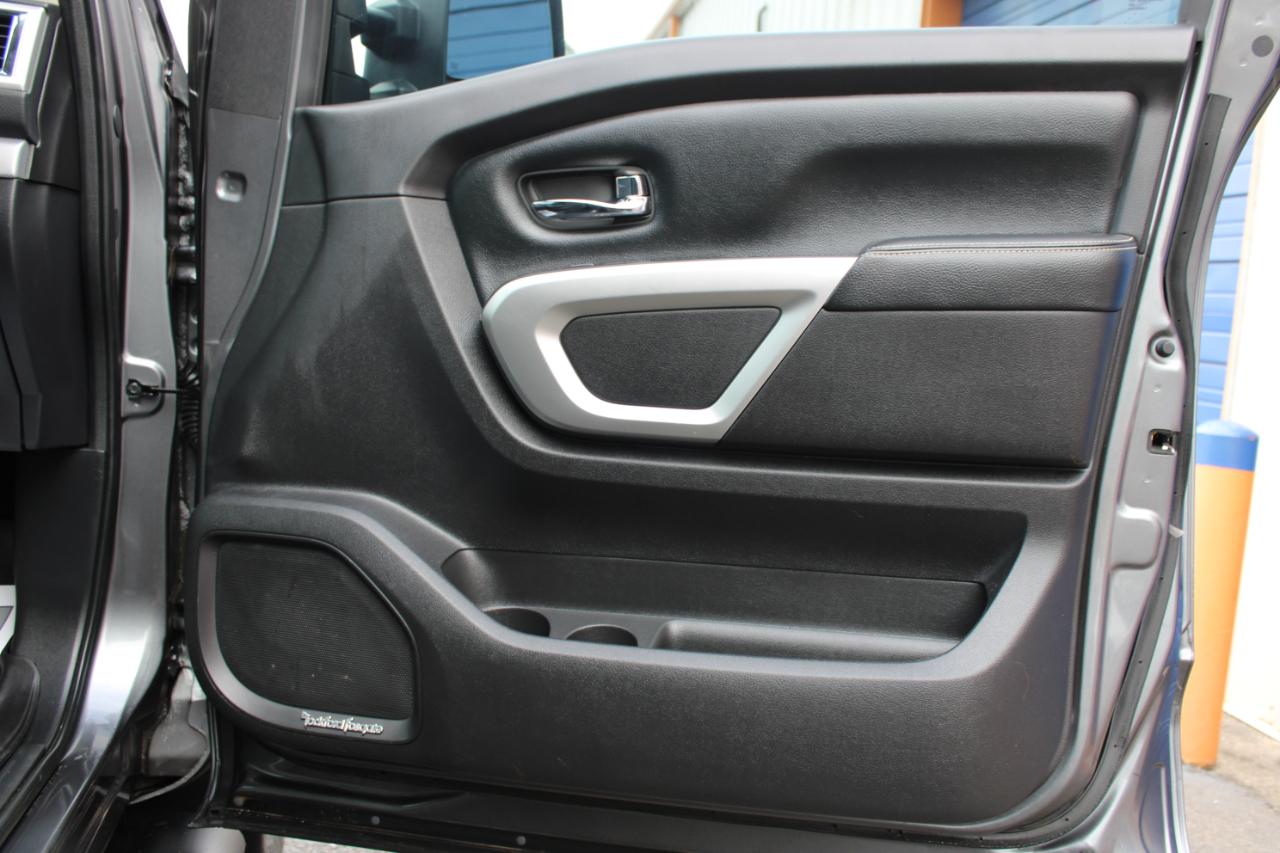 Nissan Titan XD PRO-4X 4WD Diesel 2017