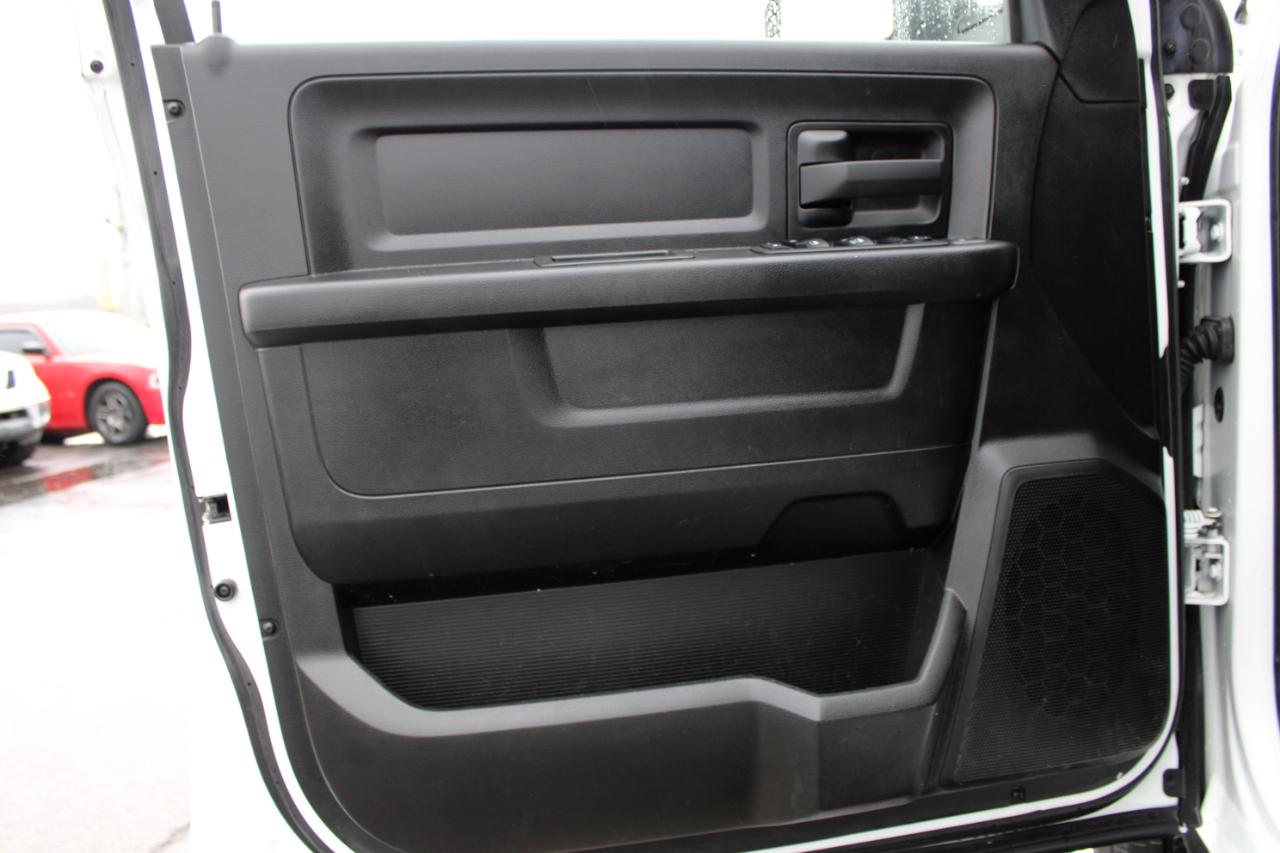 RAM 3500 Tradesman Crew Cab 2023