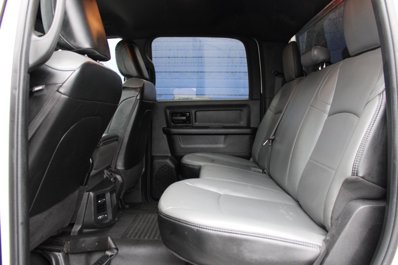 RAM 3500 Tradesman Crew Cab 2023