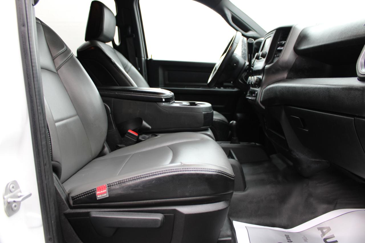 RAM 3500 Tradesman Crew Cab 2023