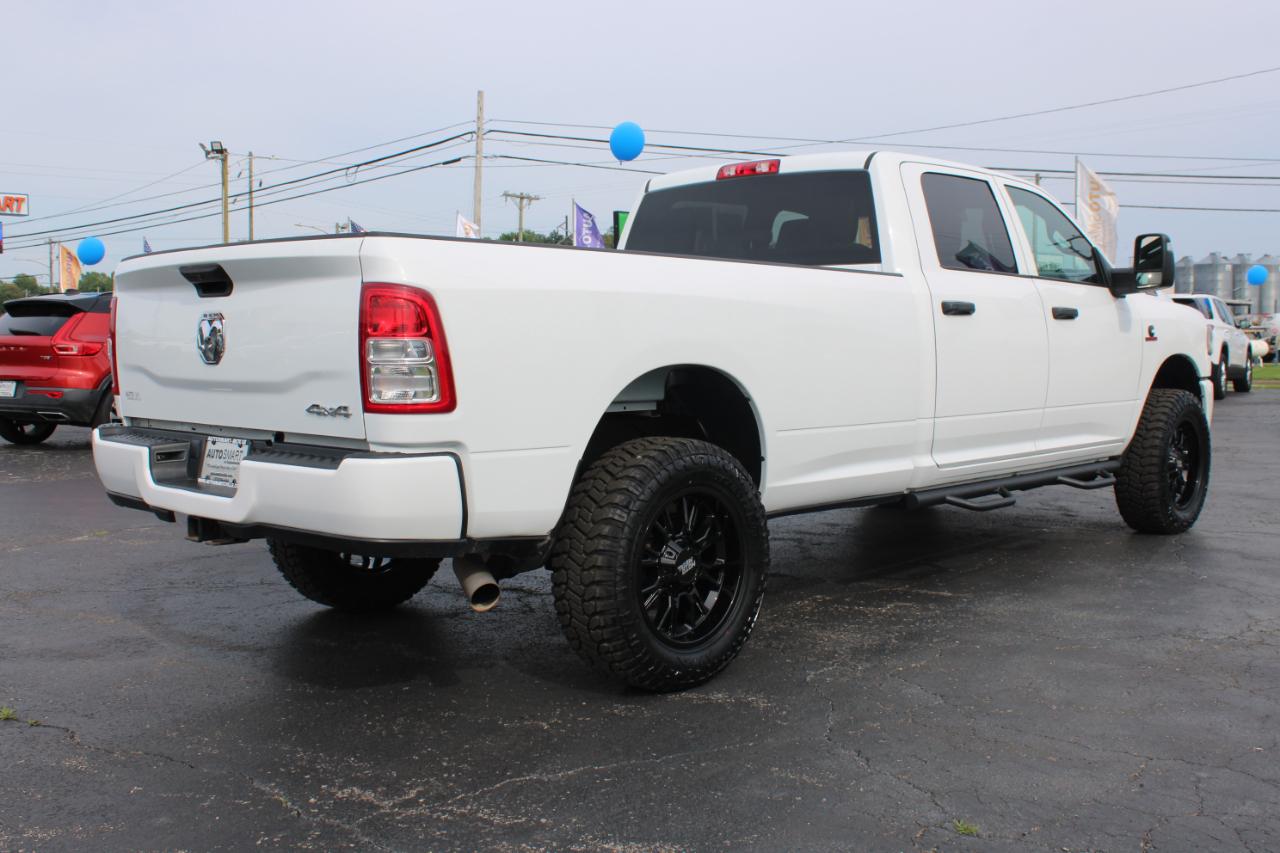 RAM 3500 Tradesman Crew Cab 2023