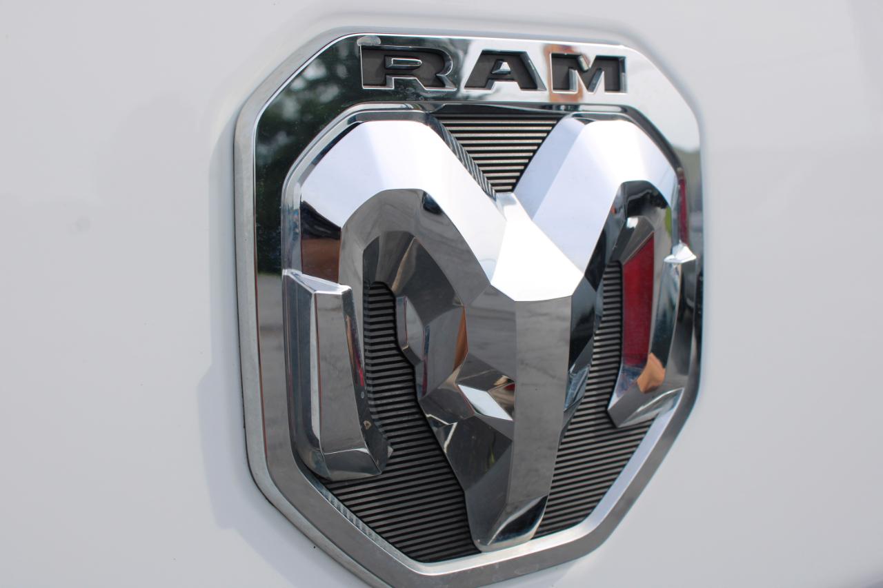 RAM 3500 Tradesman Crew Cab 2023