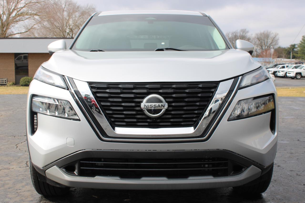 Nissan Rogue SV 2021