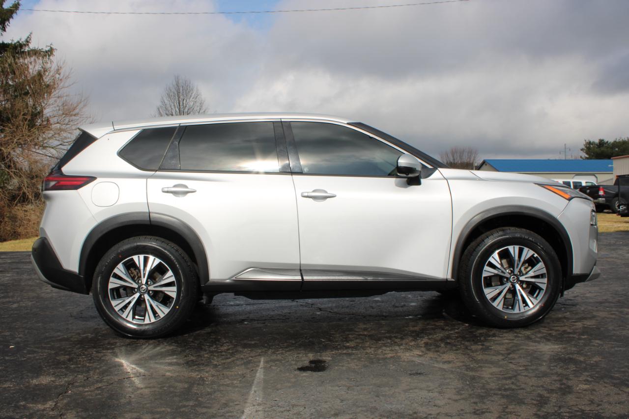 Nissan Rogue SV 2021