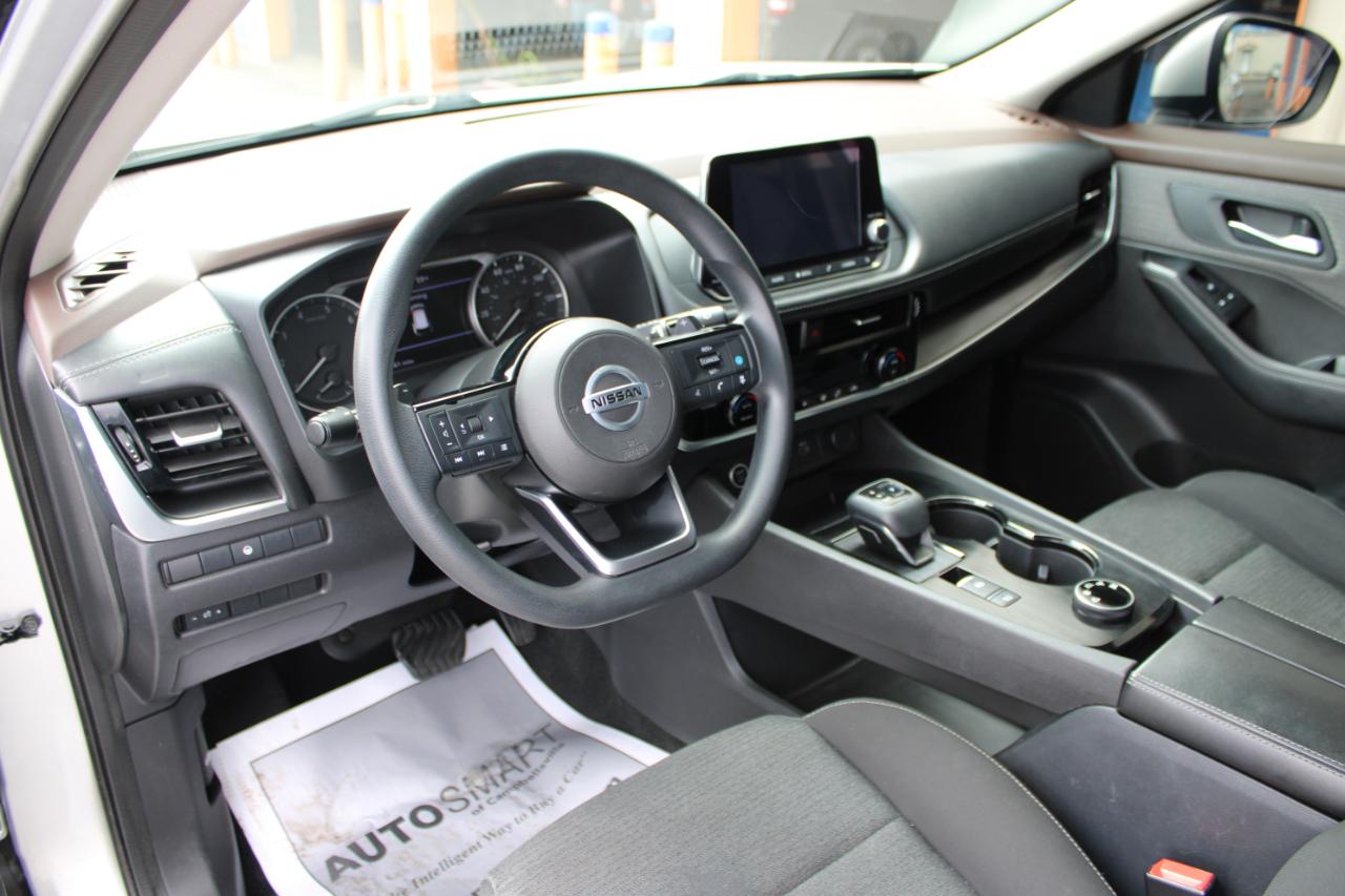 Nissan Rogue SV 2021