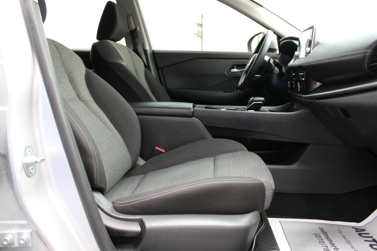 Nissan Rogue SV 2021