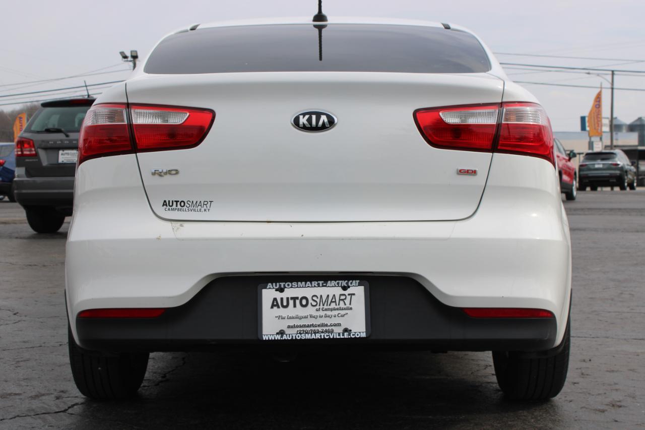 Kia Rio LX 2016