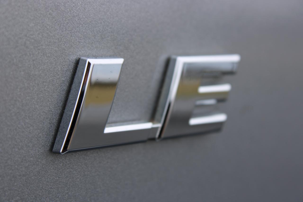 Toyota RAV4 LE FWD 2016