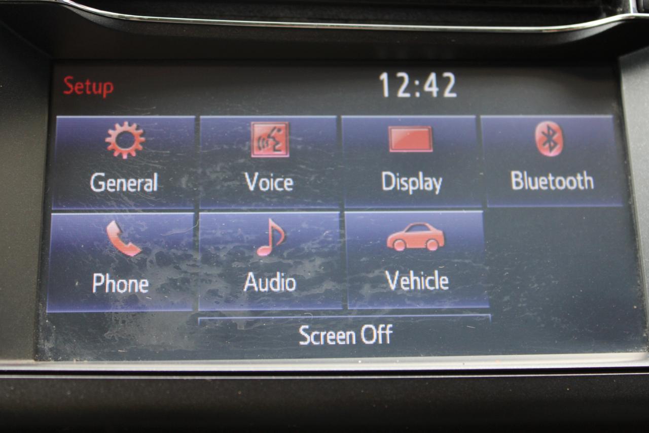 Toyota RAV4 LE FWD 2016