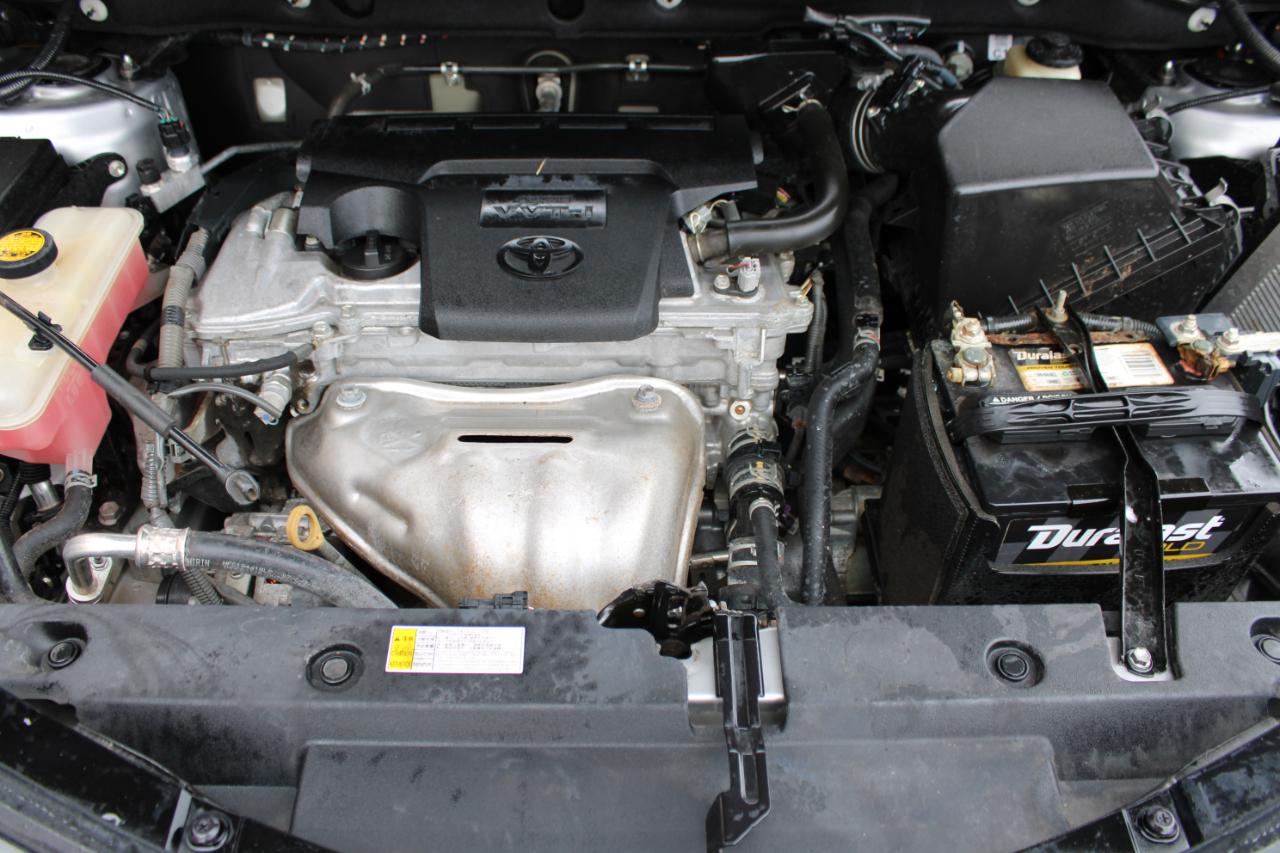 Toyota RAV4 LE FWD 2016