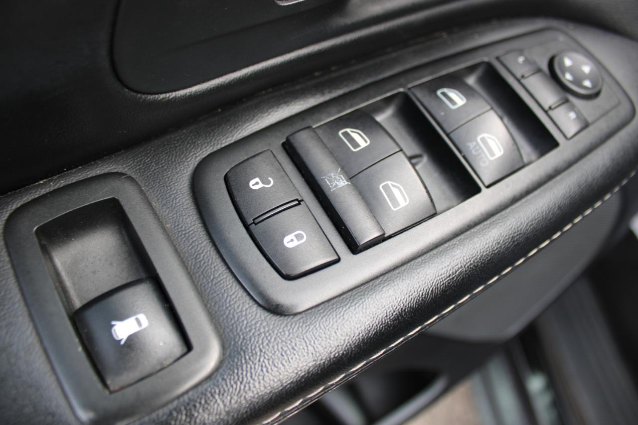 Dodge Grand Caravan SE 2015