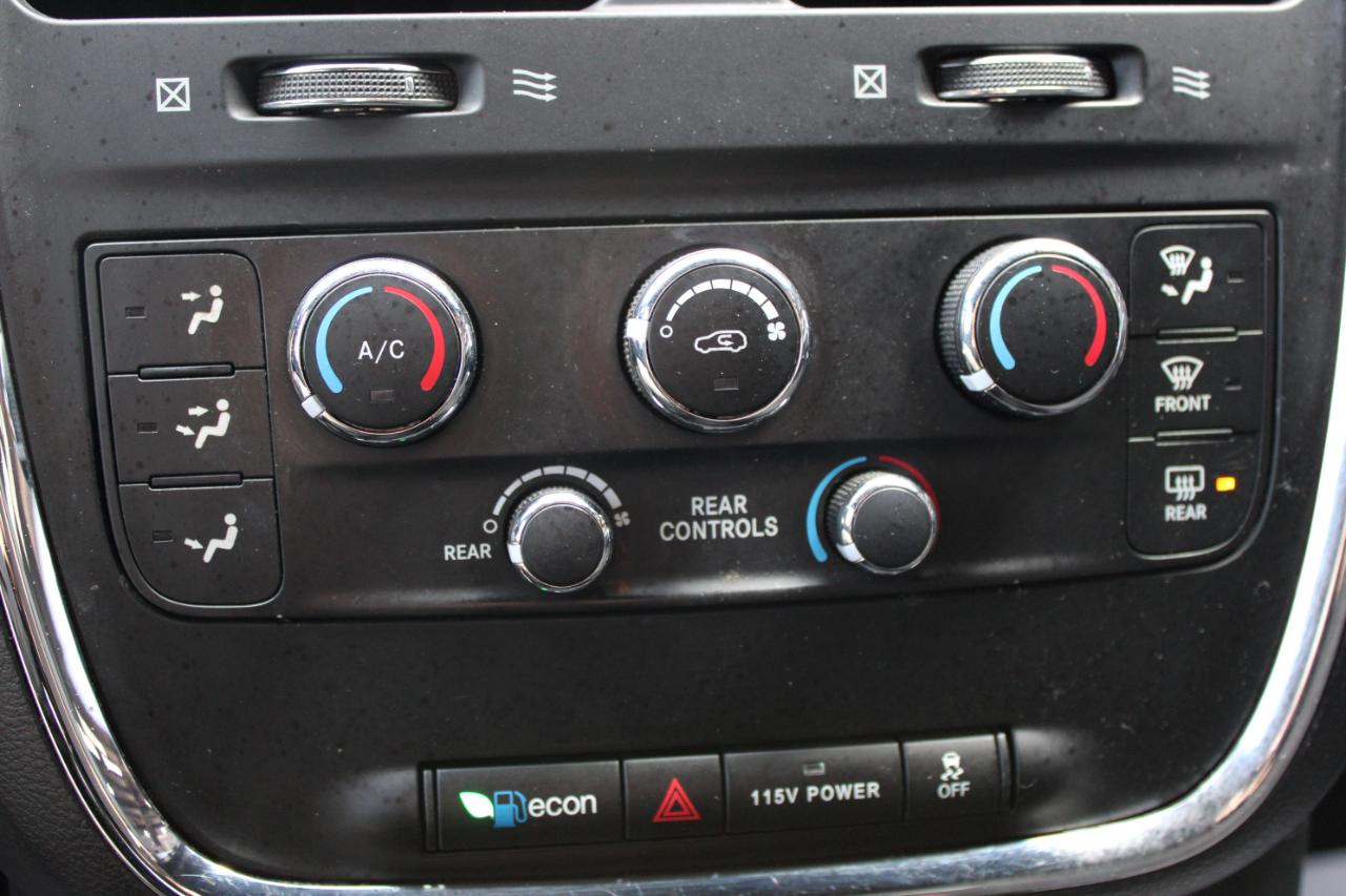 Dodge Grand Caravan SE 2015