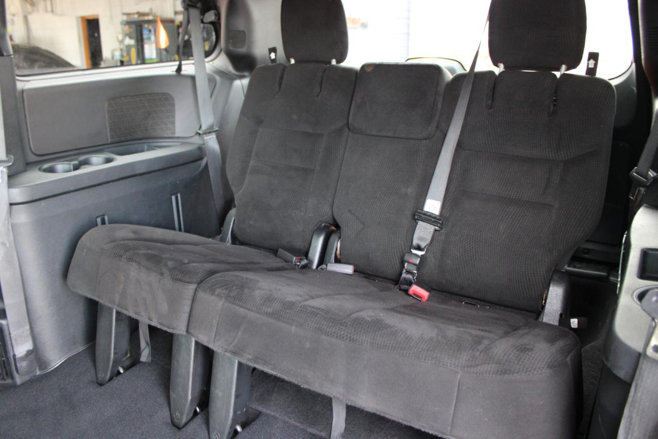 Dodge Grand Caravan SE 2015