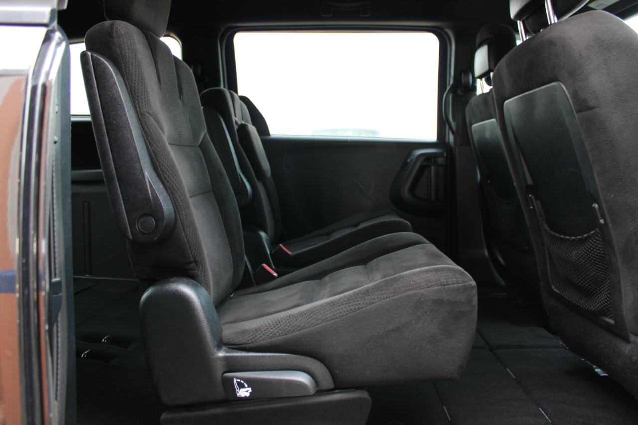 Dodge Grand Caravan SE 2015