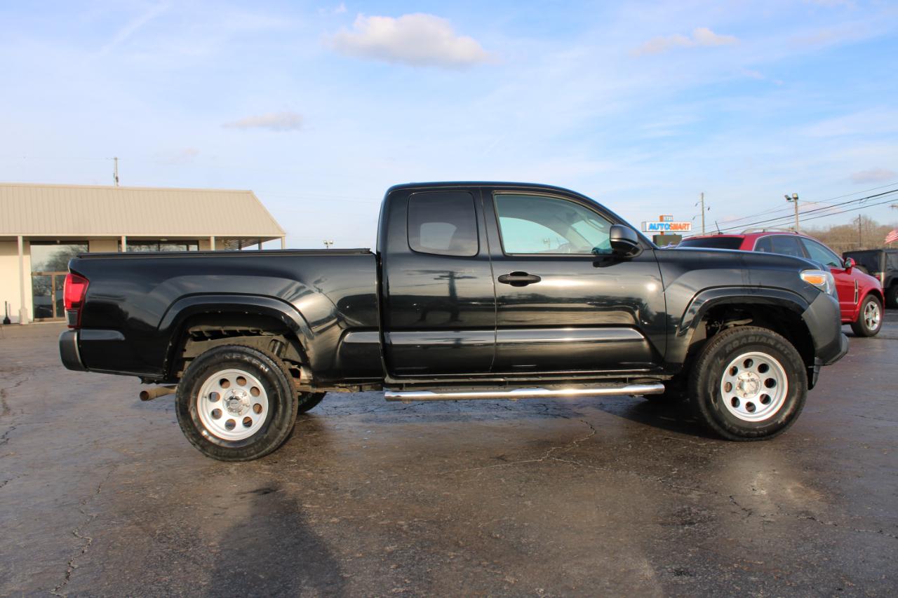 Toyota Tacoma SR 2019