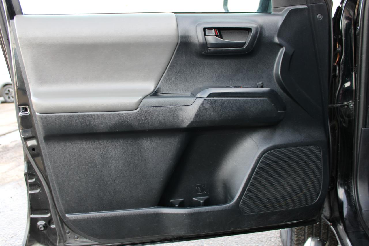 Toyota Tacoma SR 2019