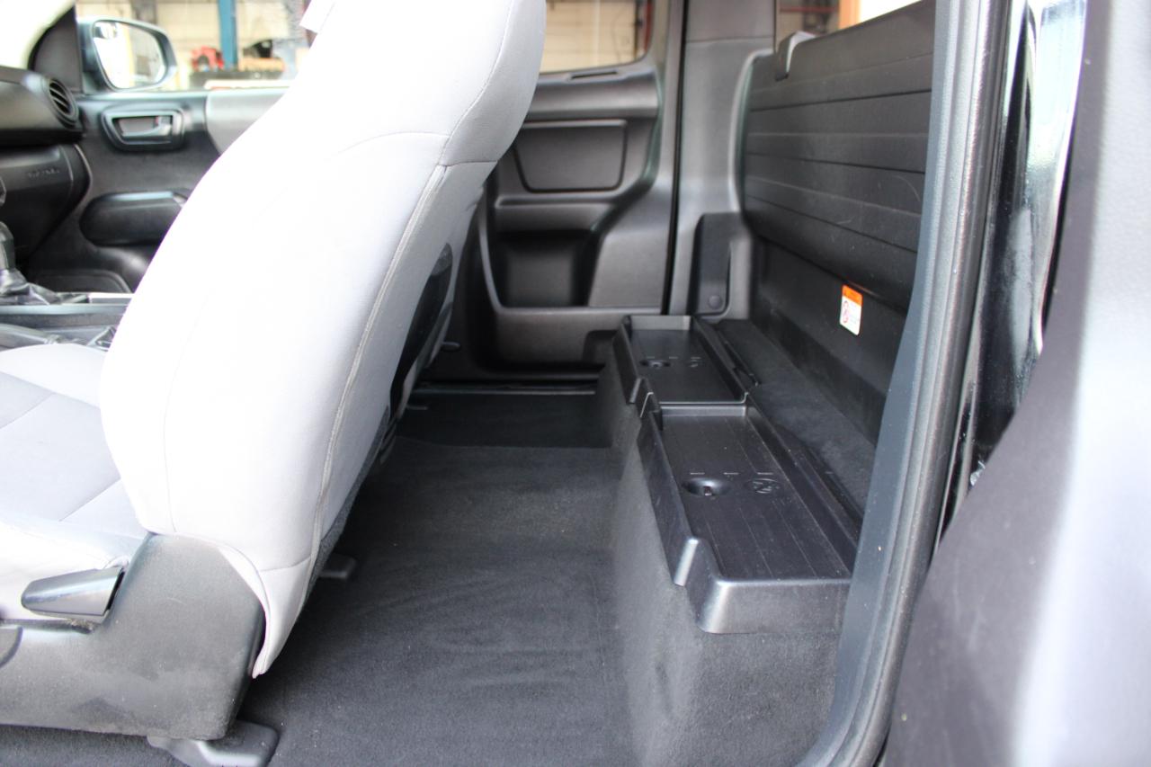 Toyota Tacoma SR 2019