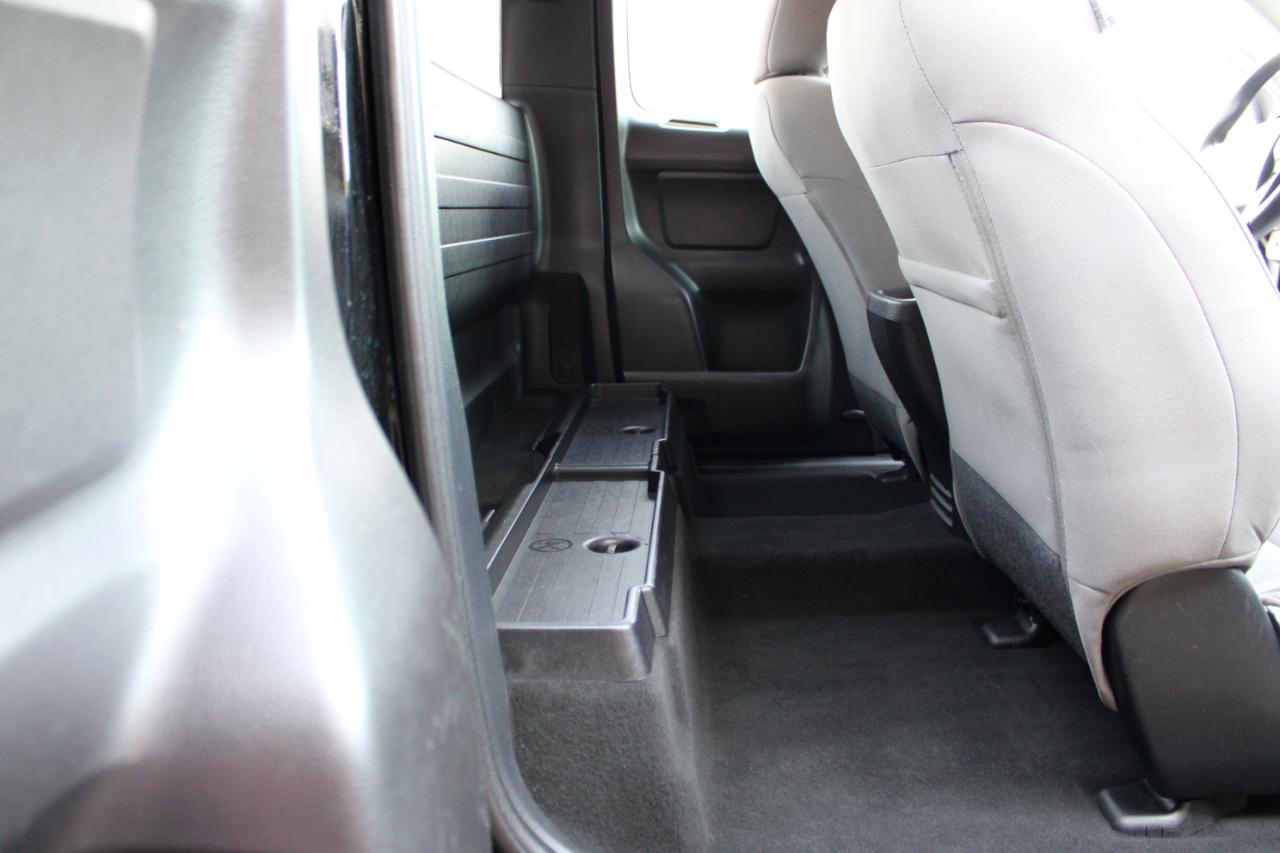 Toyota Tacoma SR 2019