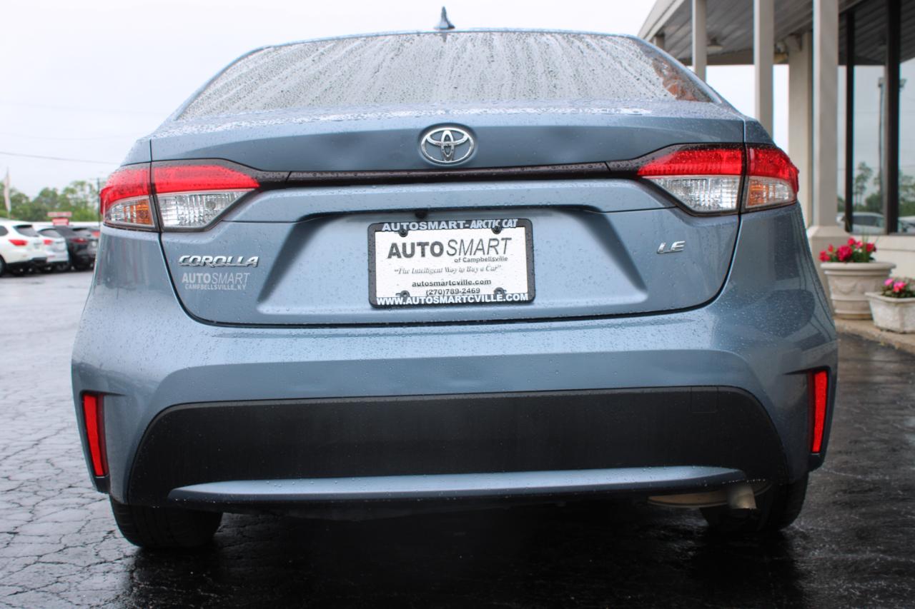 Toyota Corolla LE 2022