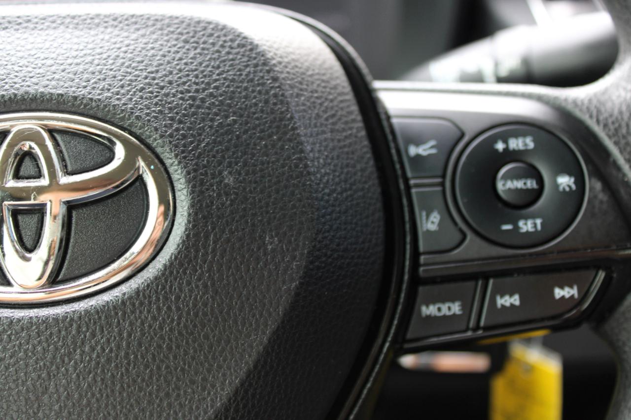 Toyota Corolla LE 2022