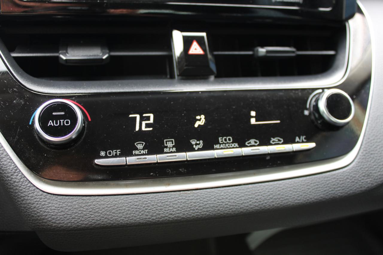 Toyota Corolla LE 2022