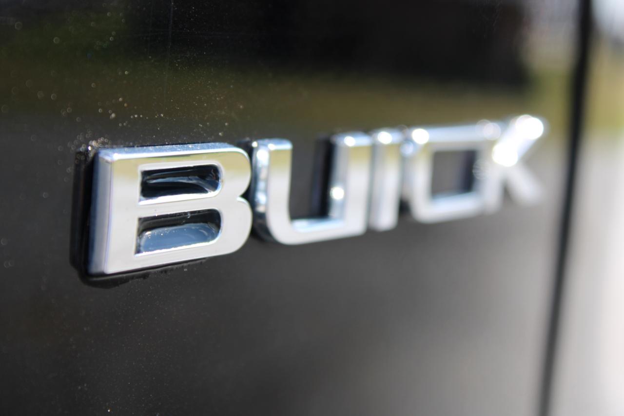 Buick Enclave Preferred 2025