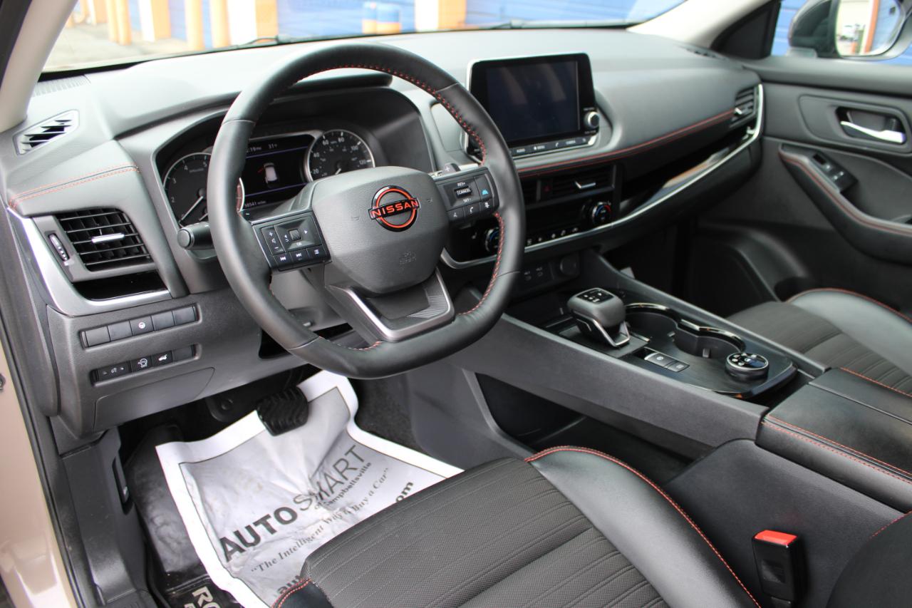 Nissan Rogue SV AWD 2025