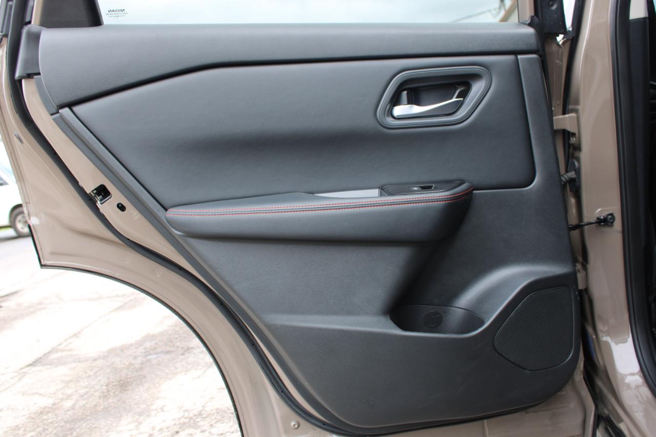 Nissan Rogue SV AWD 2025