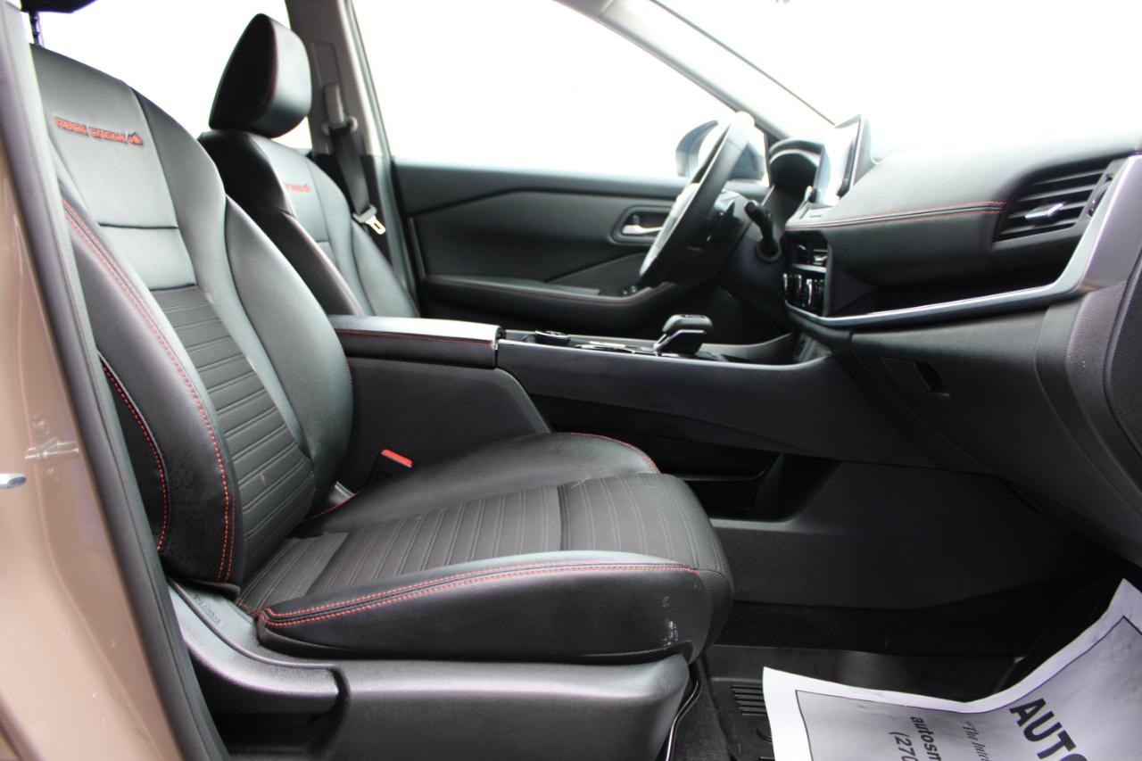 Nissan Rogue SV AWD 2025