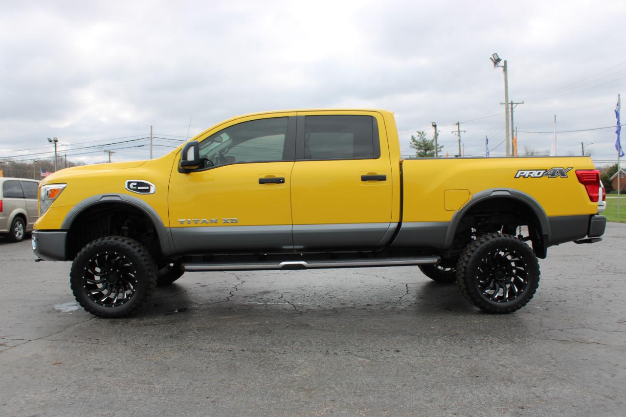 Nissan Titan XD PRO-4X 4WD Diesel 2017