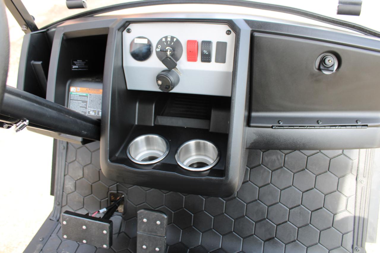 EZ-GO Golf Cart  2026