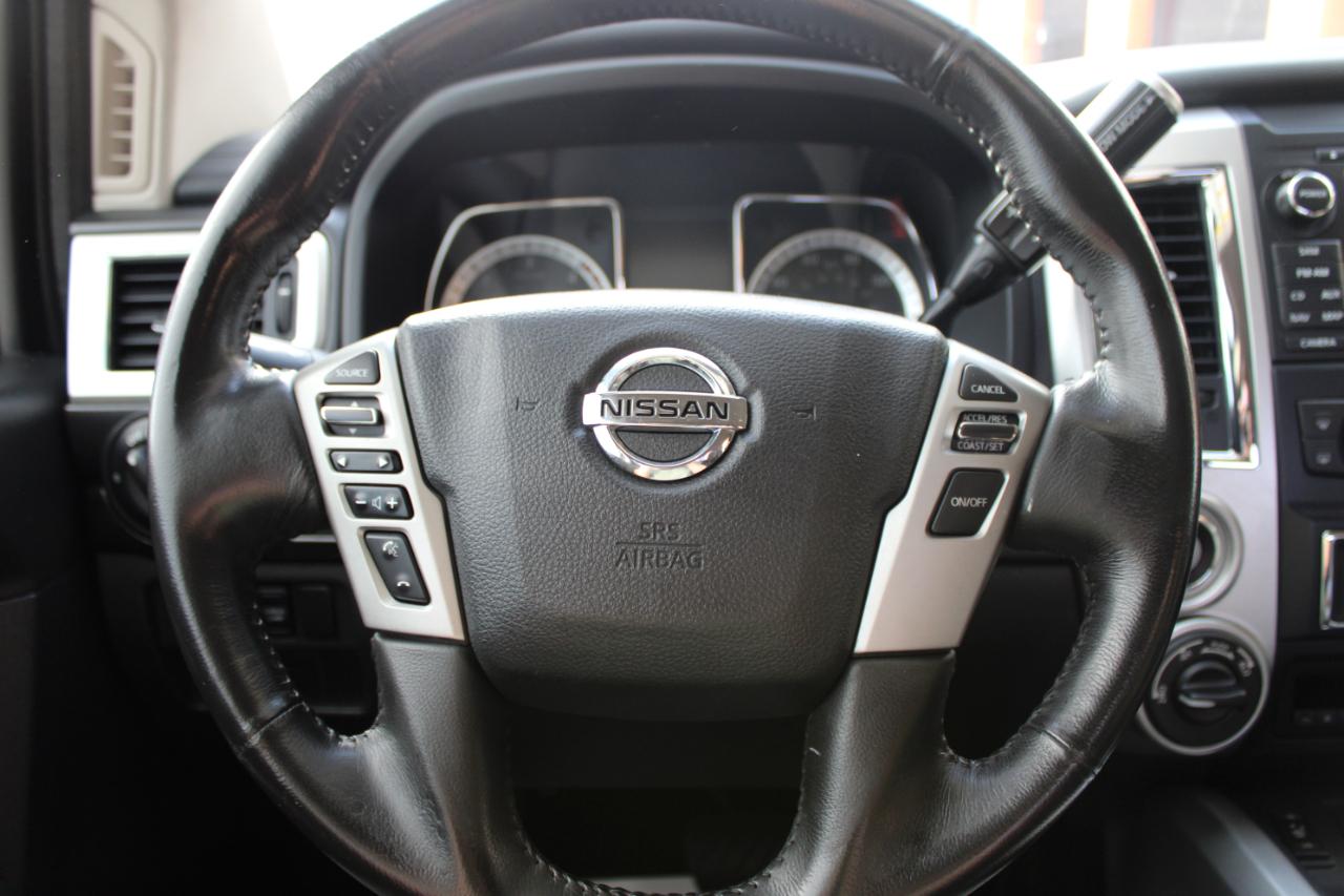 Nissan Titan XD SV 4WD Diesel 2017