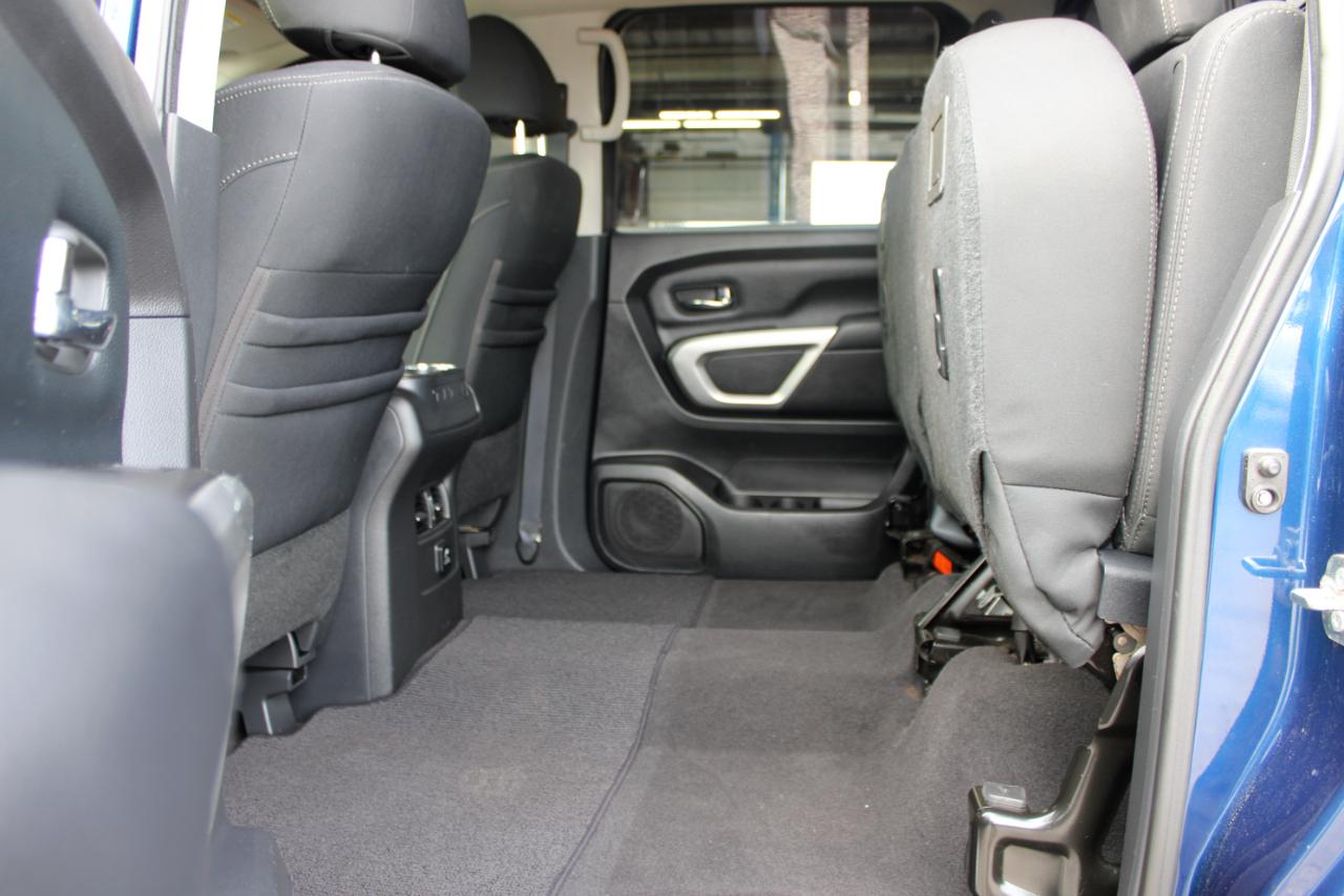 Nissan Titan XD SV 4WD Diesel 2017