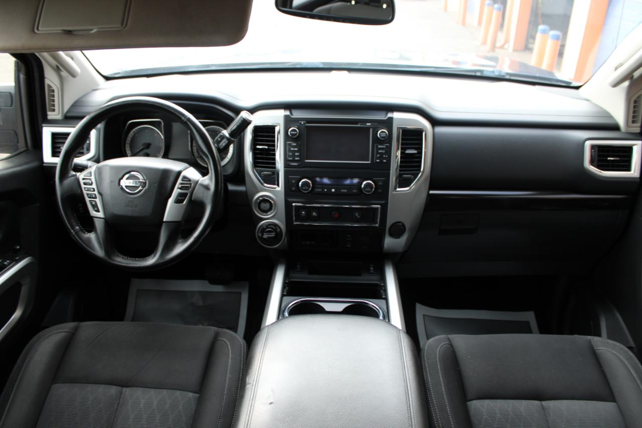 Nissan Titan XD SV 4WD Diesel 2017