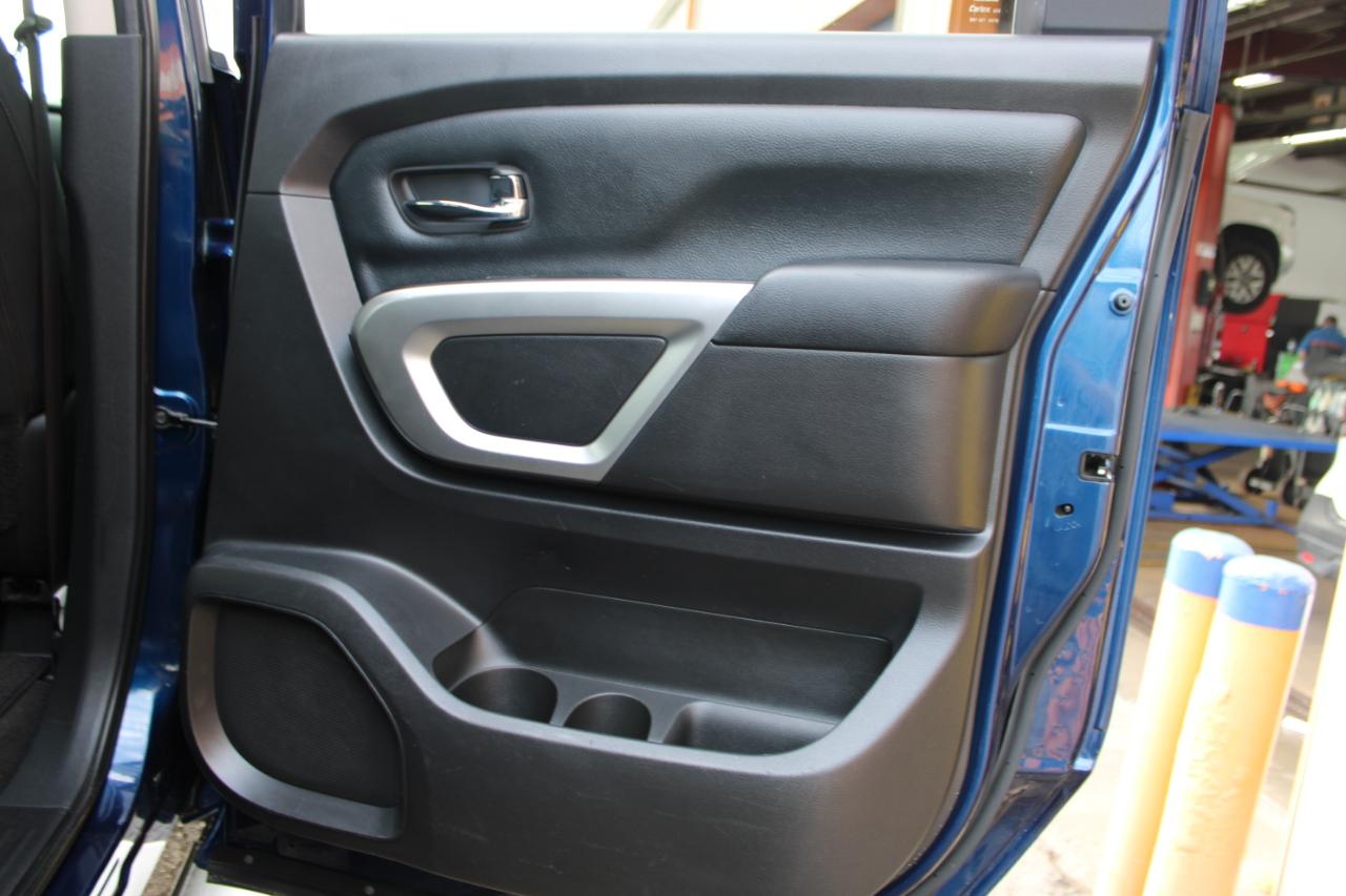 Nissan Titan XD SV 4WD Diesel 2017