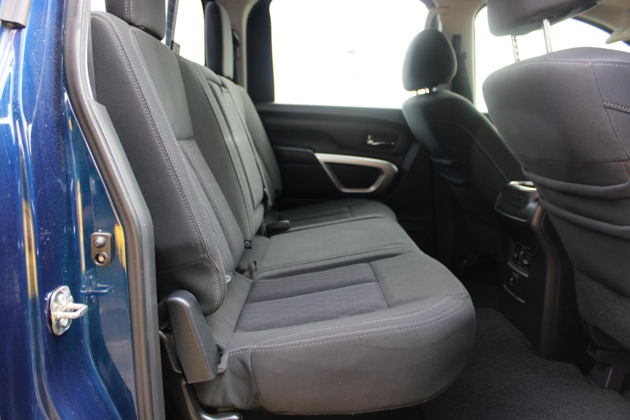 Nissan Titan XD SV 4WD Diesel 2017