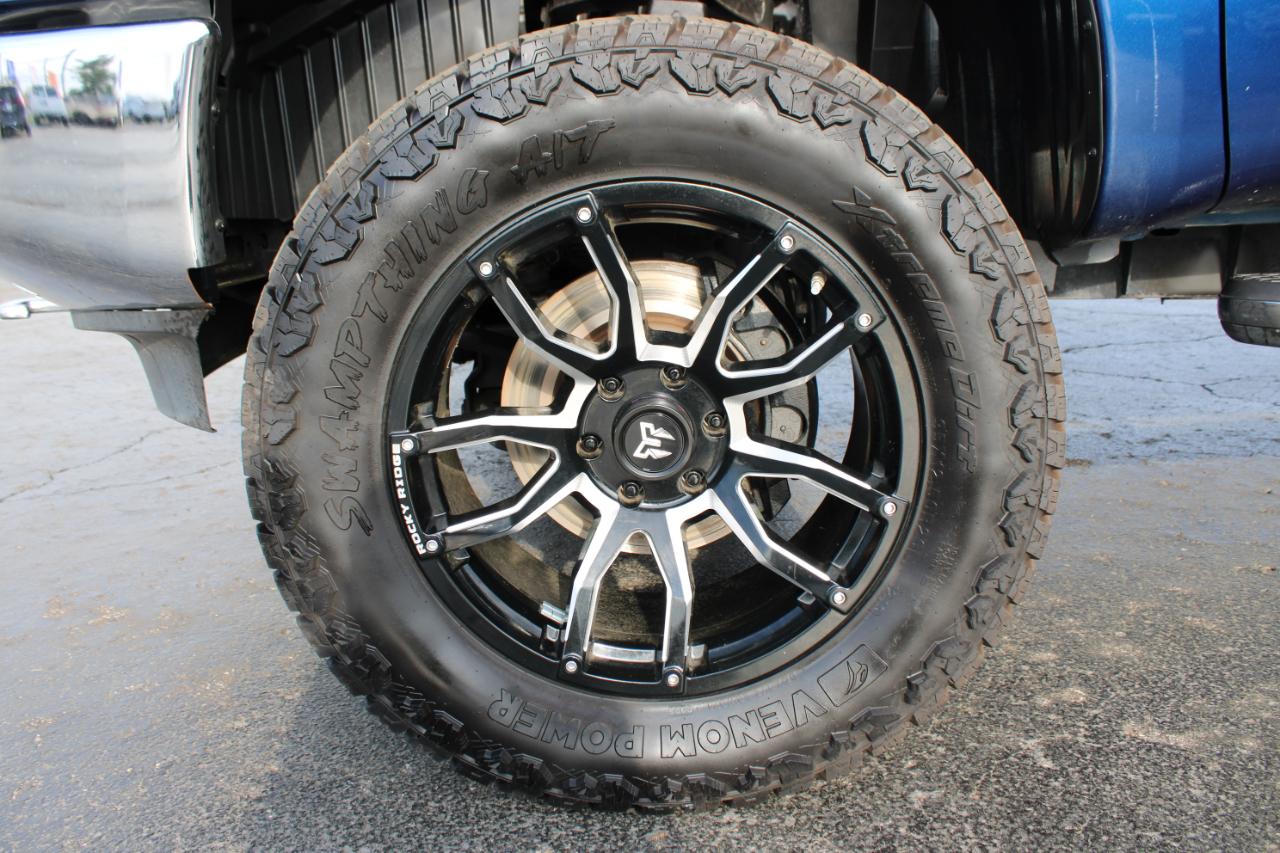 Nissan Titan XD SV 4WD Diesel 2017