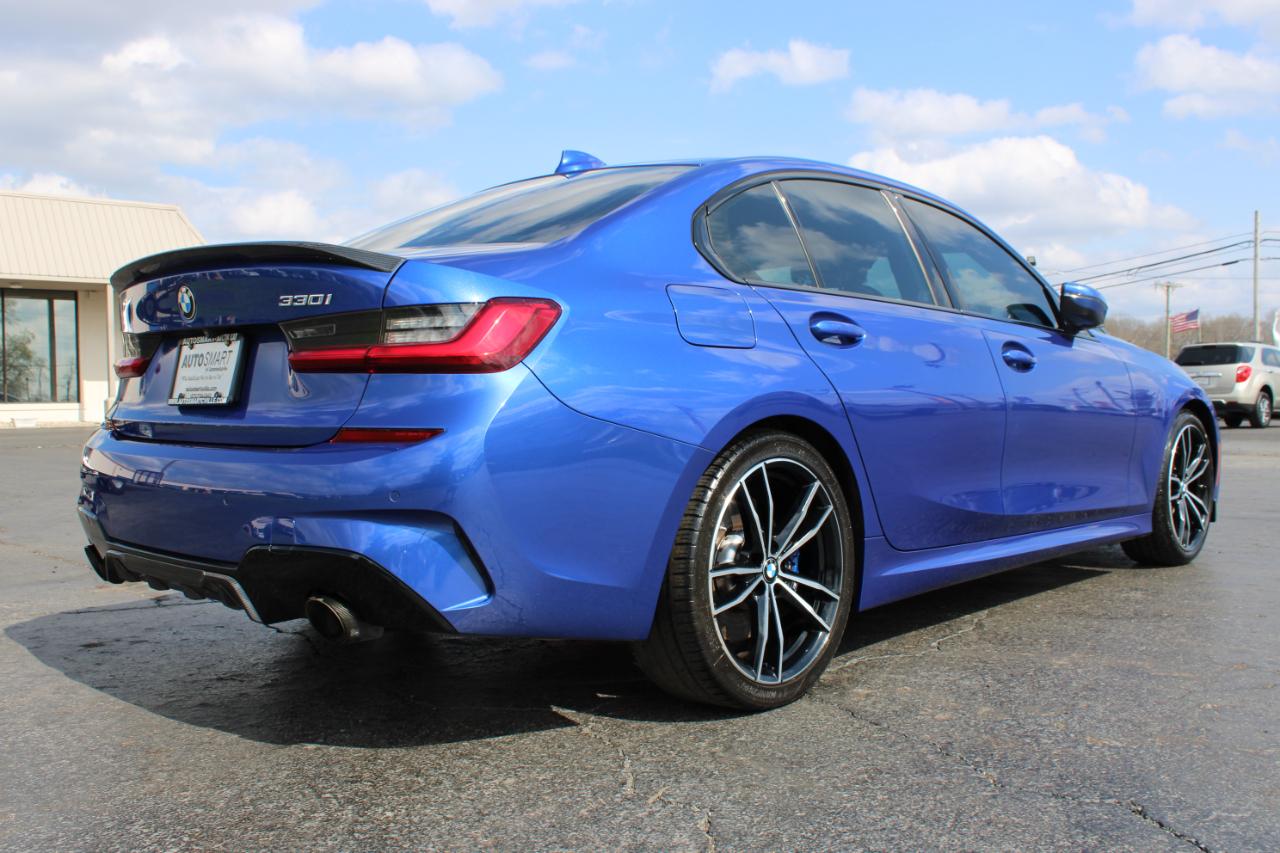 BMW 330i  2019