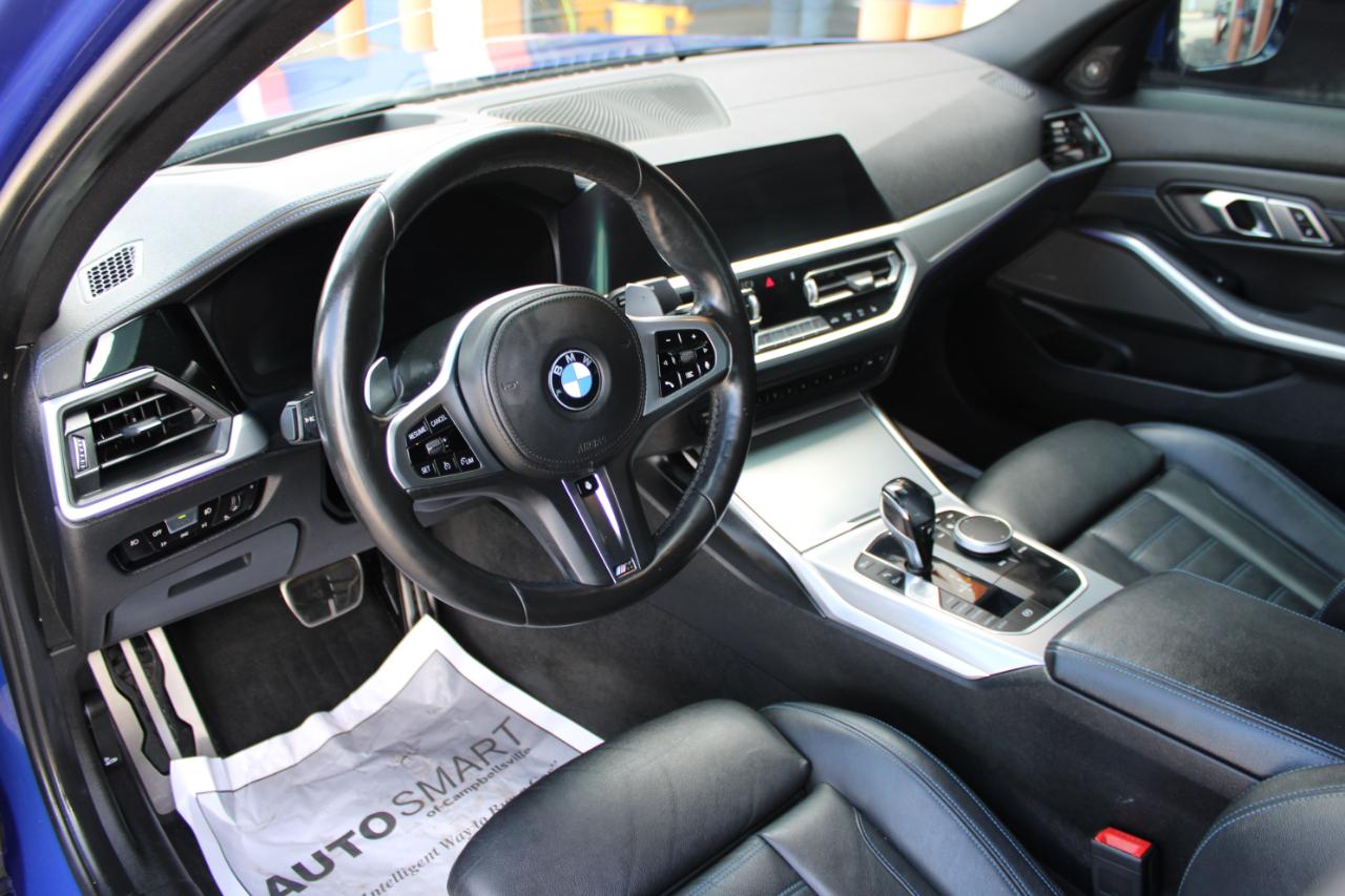 BMW 330i  2019