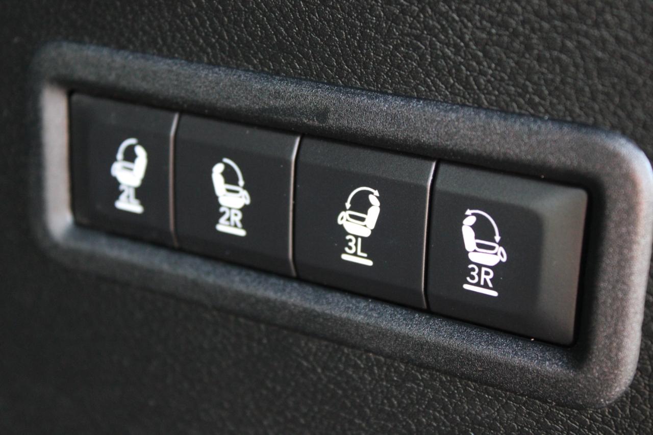 Jeep Wagoneer Series III 2022