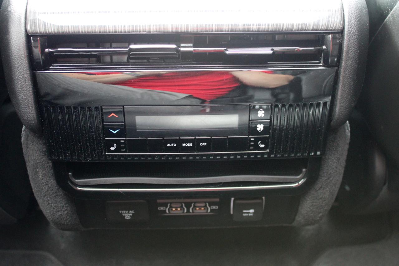 Jeep Wagoneer Series III 2022