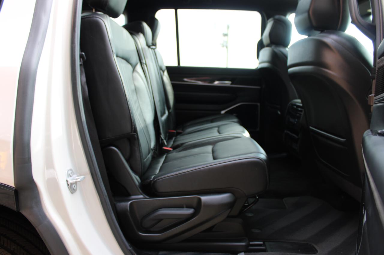 Jeep Wagoneer Series III 2022