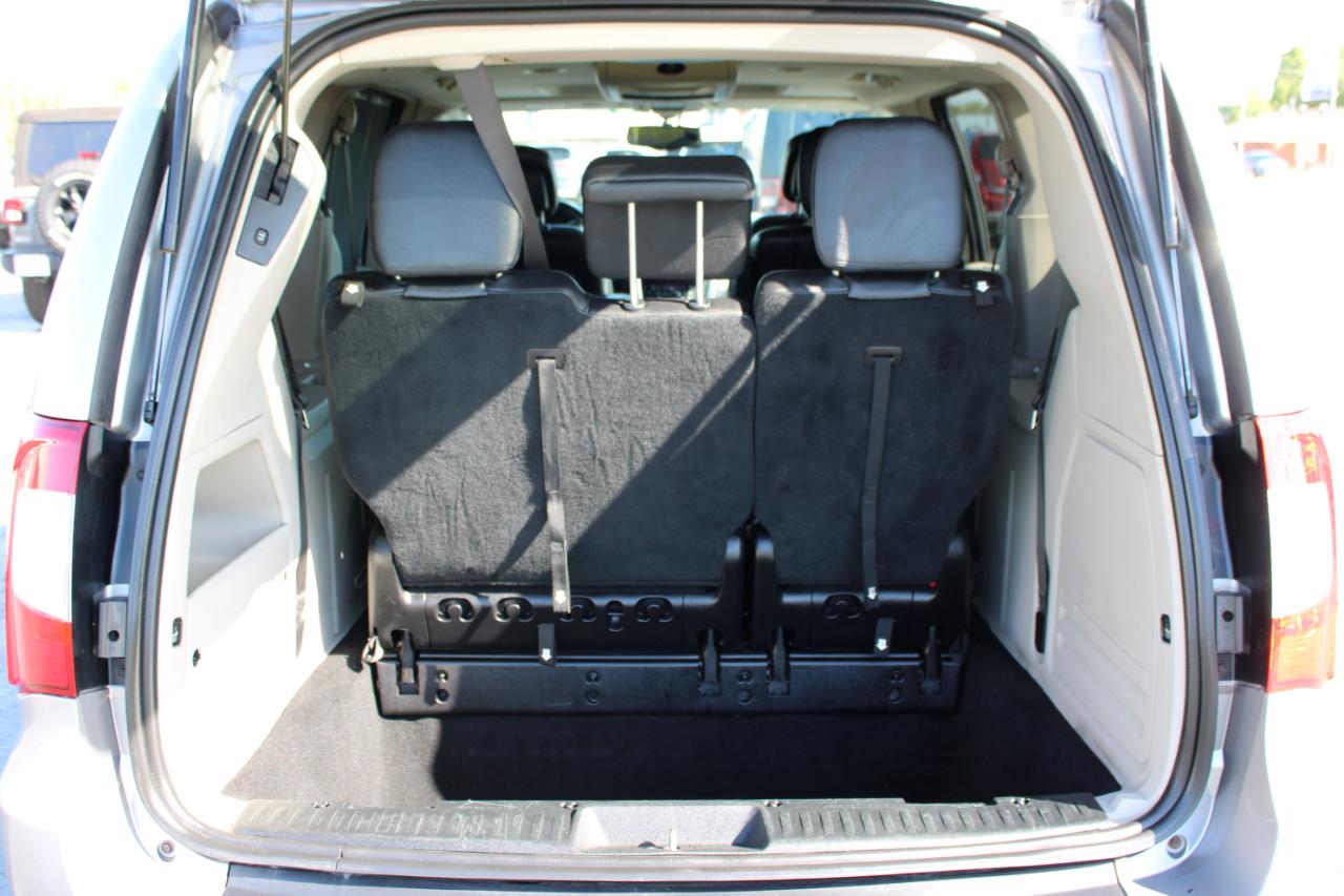 Chrysler Town & Country Touring-L 2016