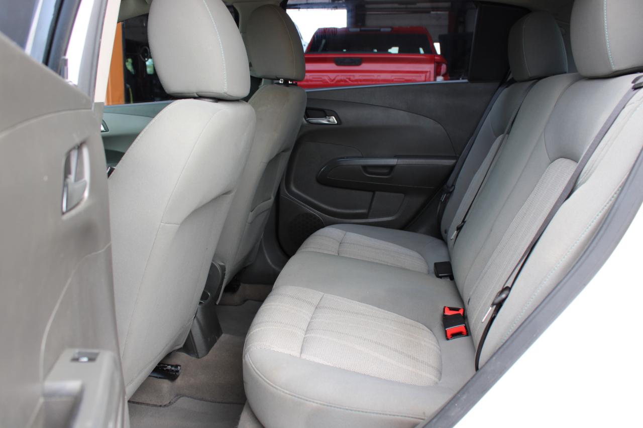 Chevrolet Sonic LT 2013