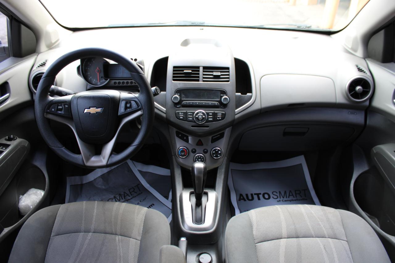 Chevrolet Sonic LT 2013