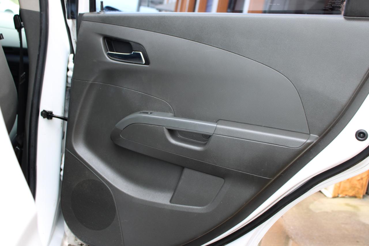 Chevrolet Sonic LT 2013