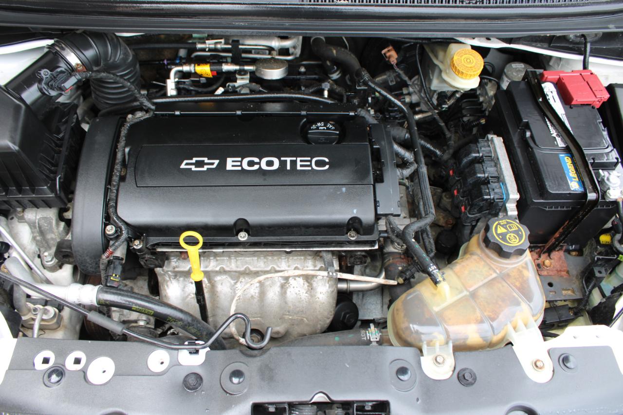 Chevrolet Sonic LT 2013