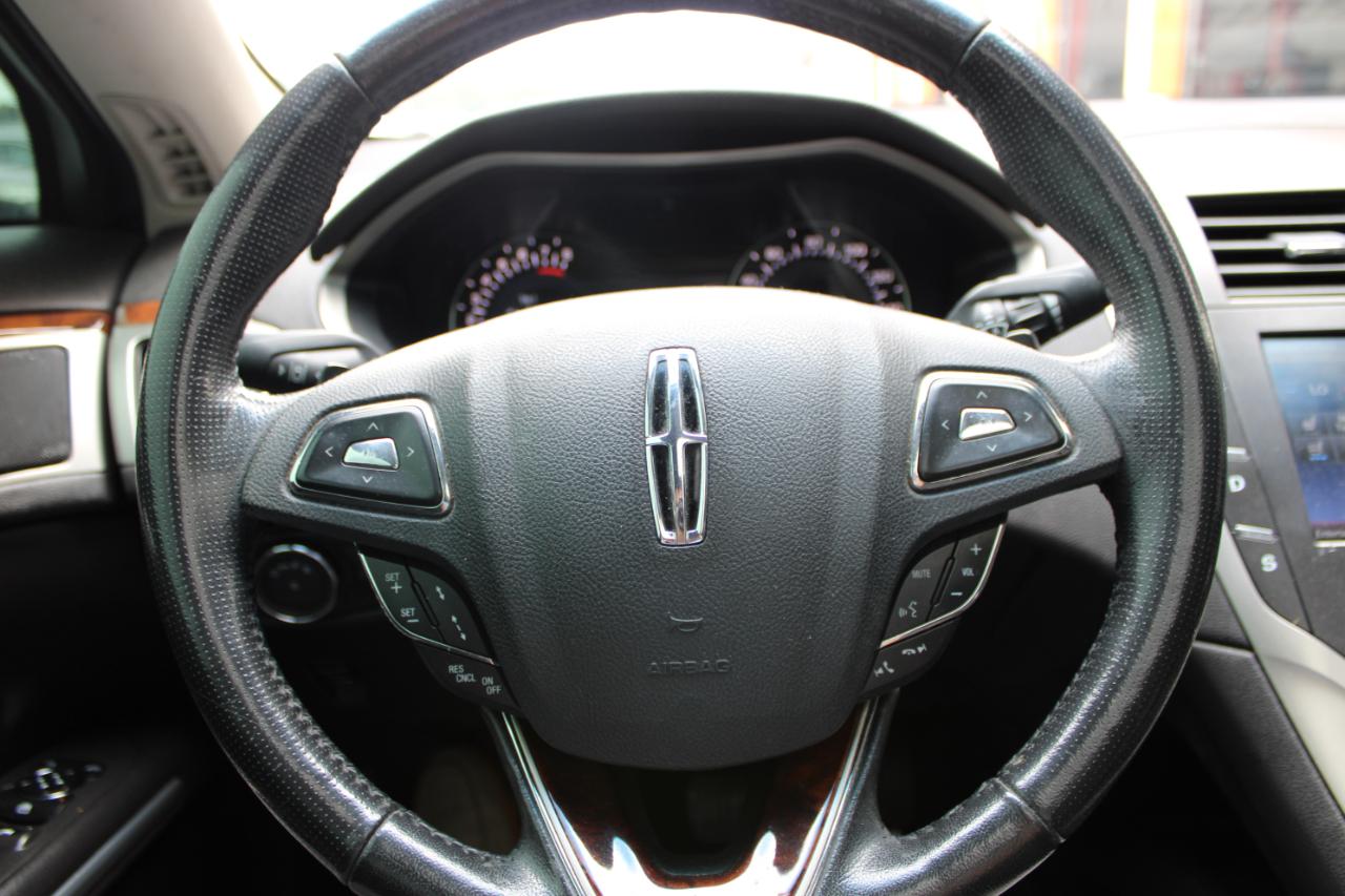 Lincoln MKZ  2014