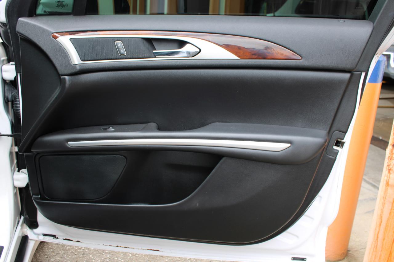 Lincoln MKZ  2014
