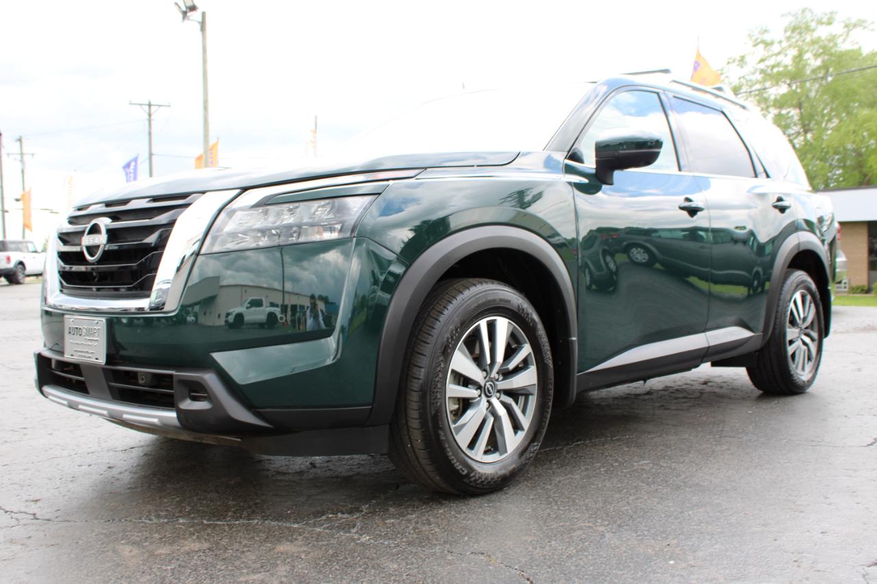 Nissan Pathfinder SL 2025